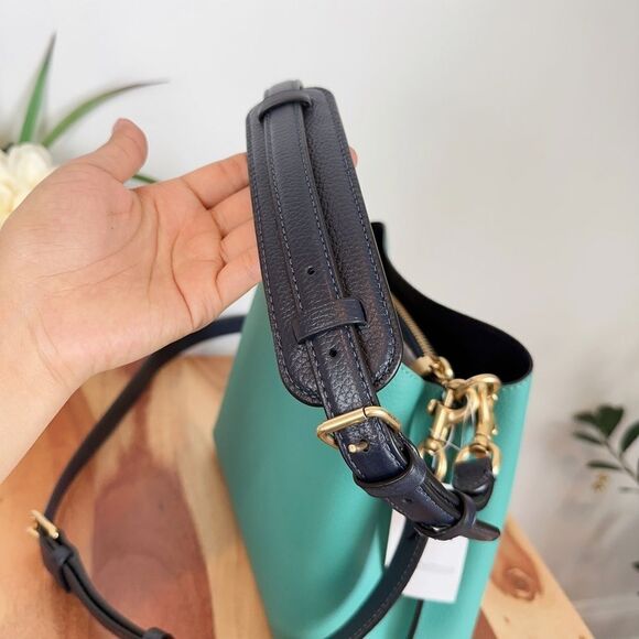 NWT Coach Willow Bucket Bag In Colorblock‎ - Picture 6 of 14